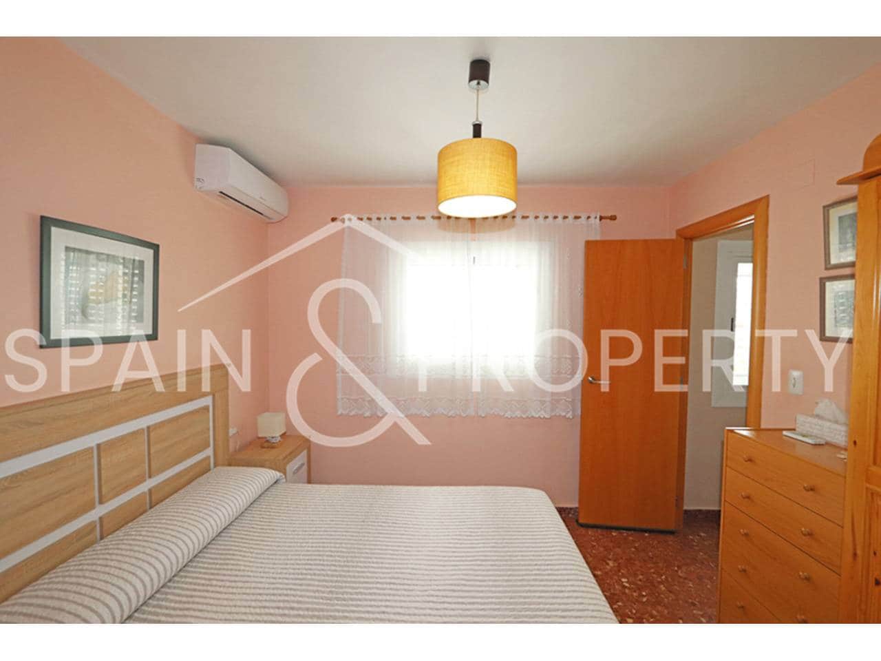 4 chambre Villa/Maison à vendre à Turis avec piscine garage - 315 000 € (Ref: 9208008)