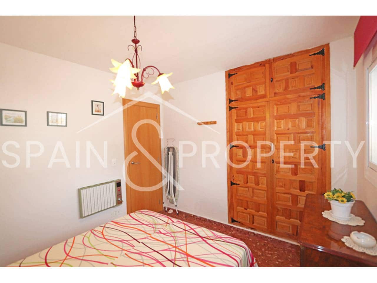 4 chambre Villa/Maison à vendre à Turis avec piscine garage - 315 000 € (Ref: 9208008)