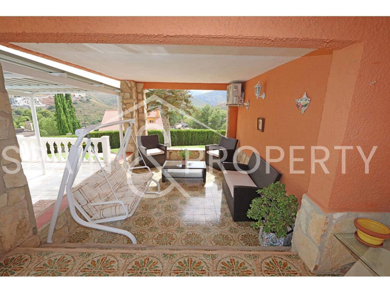 4 chambre Villa/Maison à vendre à Turis avec piscine garage - 315 000 € (Ref: 9208008)