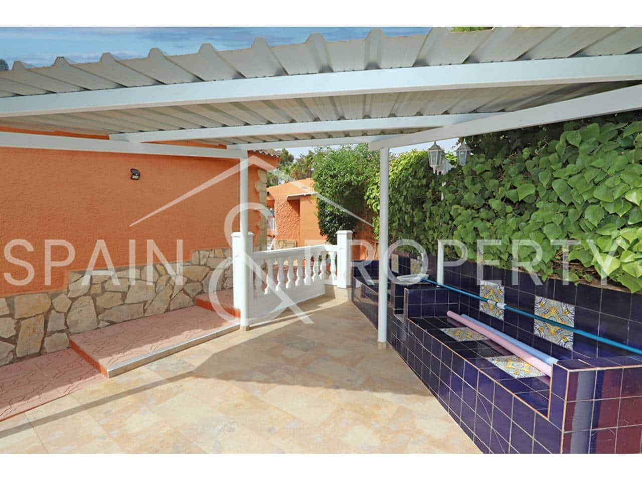 4 chambre Villa/Maison à vendre à Turis avec piscine garage - 315 000 € (Ref: 9208008)