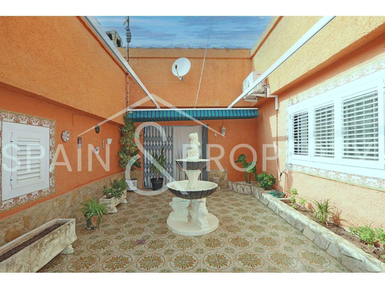 4 chambre Villa/Maison à vendre à Turis avec piscine garage - 315 000 € (Ref: 9208008)