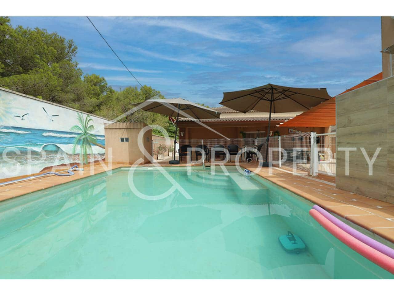 3 soveværelse Villa til salg i Montserrat med garage - € 380.000 (Ref: 9218565)