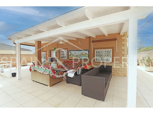 3 soveværelse Villa til salg i Montserrat med garage - € 380.000 (Ref: 9218565)