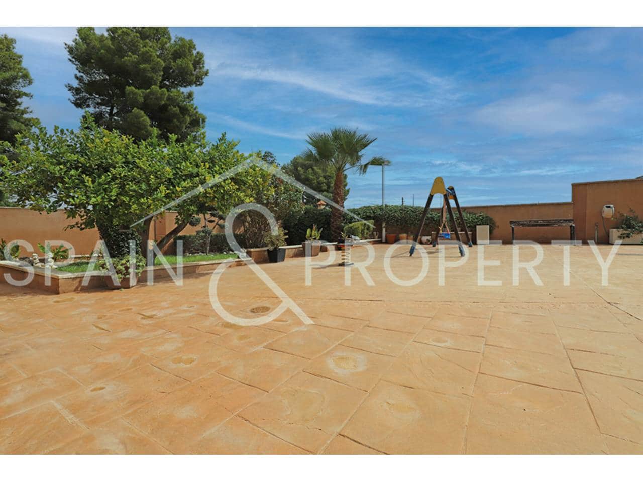 3 soveværelse Villa til salg i Montserrat med garage - € 380.000 (Ref: 9218565)