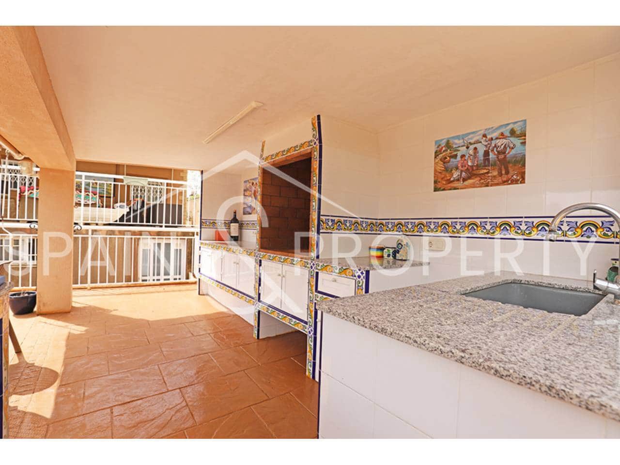 3 soveværelse Villa til salg i Montserrat med garage - € 380.000 (Ref: 9218565)