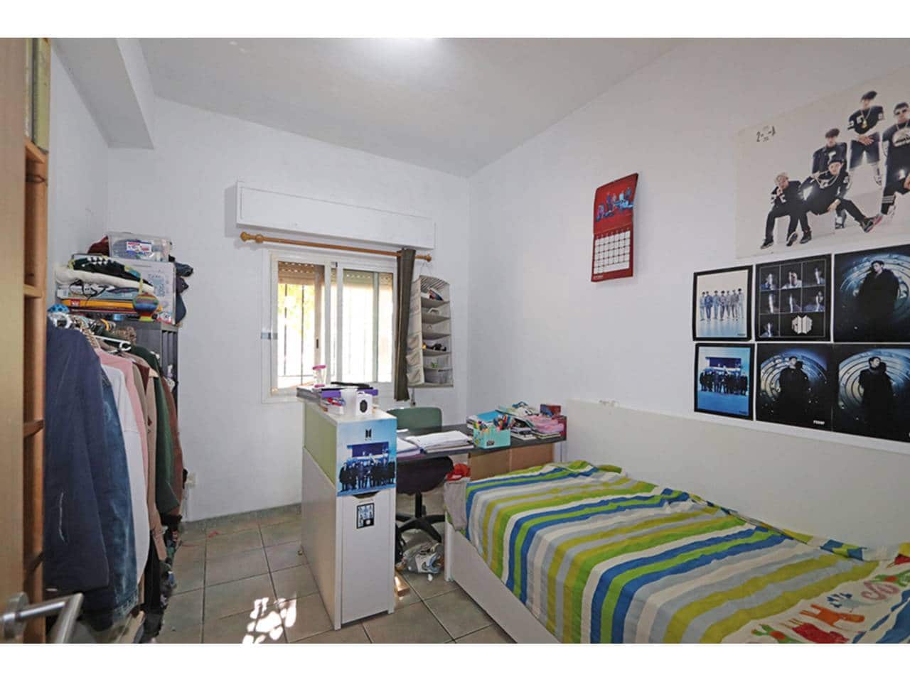 4 soverom Villa til salgs i Catadau med svømmebasseng garasje - € 139 000 (Ref: 9251710)