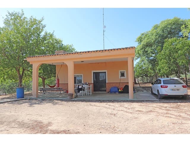 4 slaapkamer Villa te koop in Catadau met zwembad garage - € 139.000 (Ref: 9251710)