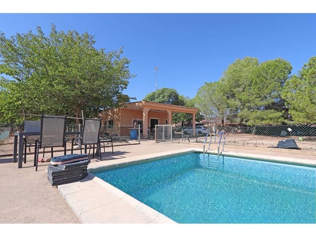 4 slaapkamer Villa te koop in Catadau met zwembad garage - € 139.000 (Ref: 9251710)