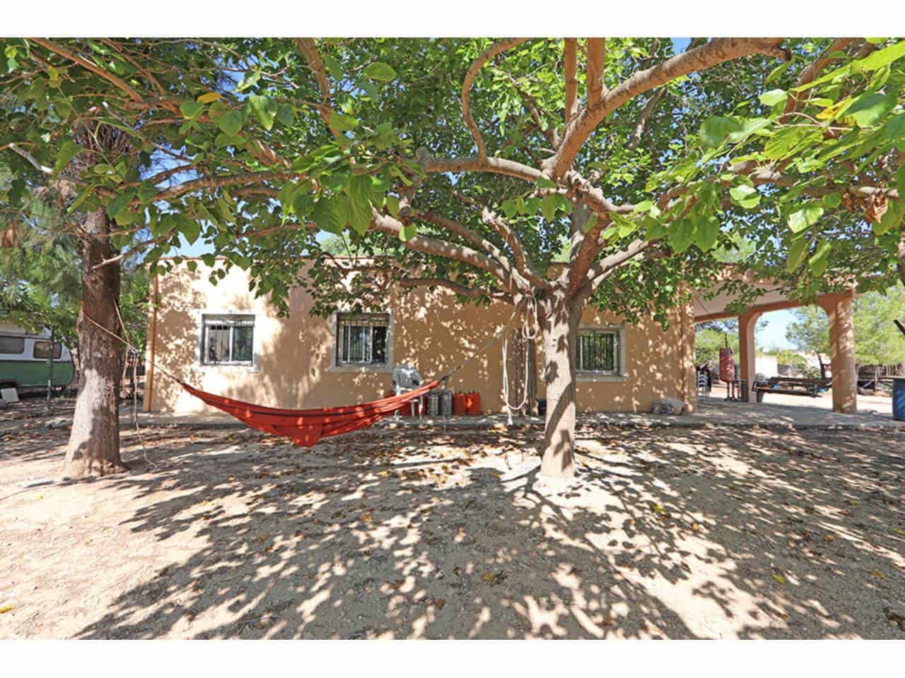 4 soverom Villa til salgs i Catadau med svømmebasseng garasje - € 139 000 (Ref: 9251710)