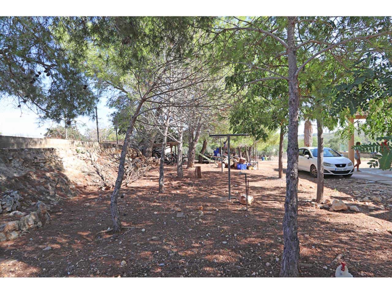 4 soverom Villa til salgs i Catadau med svømmebasseng garasje - € 139 000 (Ref: 9251710)