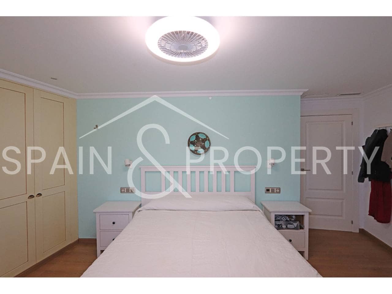 4 bedroom Villa for sale in Montroy with pool garage - € 249,900 (Ref: 9280664)