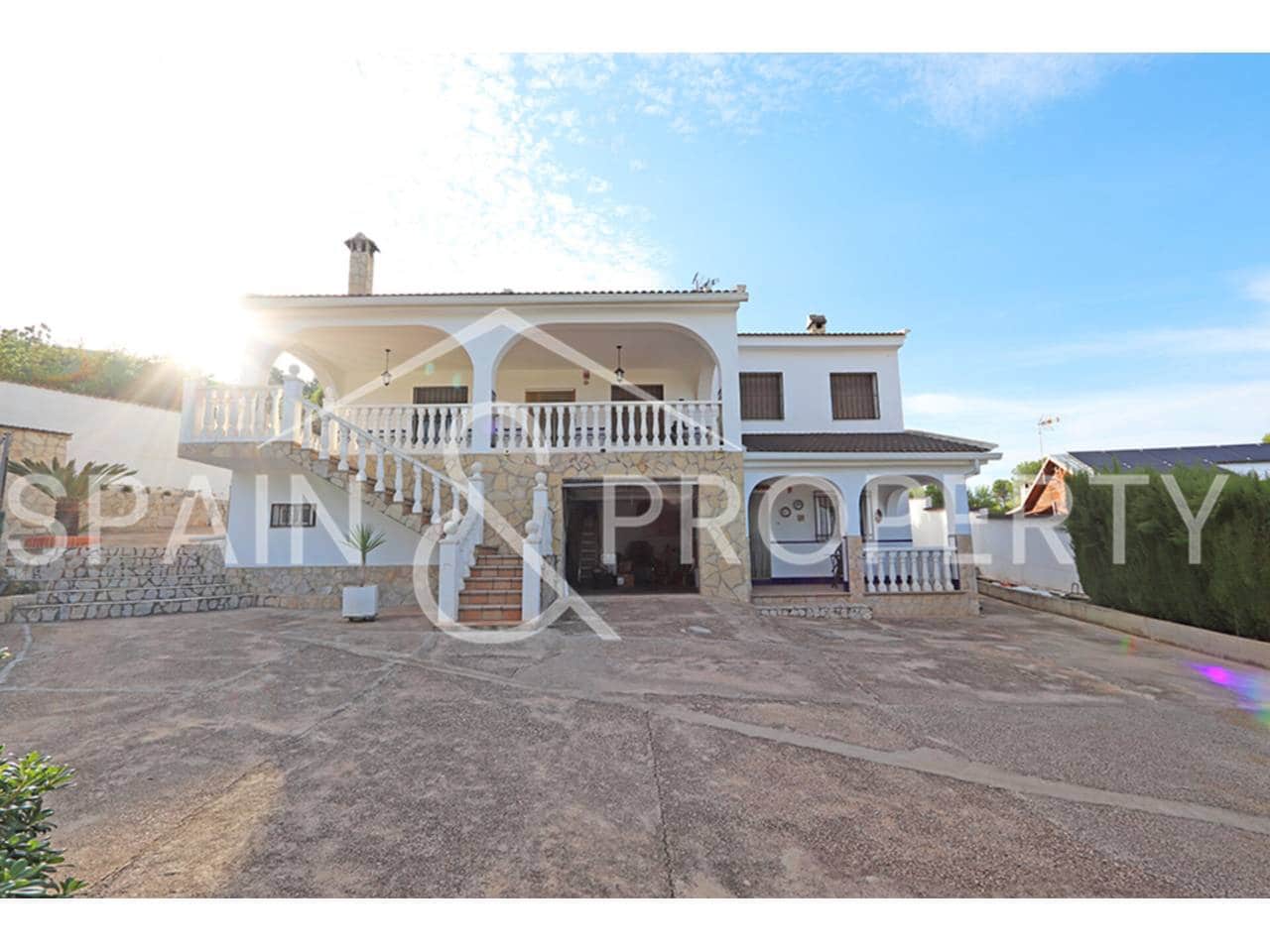 6 soveværelse Villa til salg i Montroy med swimmingpool garage - € 319.000 (Ref: 9293930)