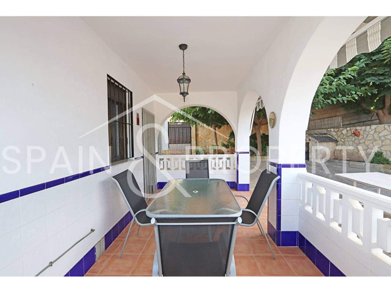 6 soveværelse Villa til salg i Montroy med swimmingpool garage - € 319.000 (Ref: 9293930)