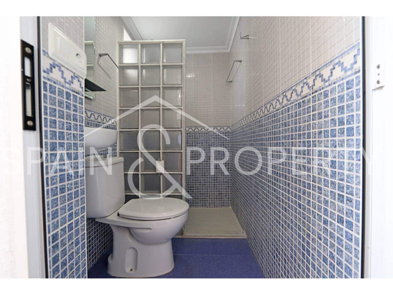 6 soveværelse Villa til salg i Montroy med swimmingpool garage - € 319.000 (Ref: 9293930)