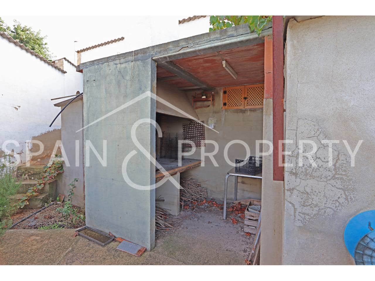 6 soveværelse Villa til salg i Montroy med swimmingpool garage - € 319.000 (Ref: 9293930)