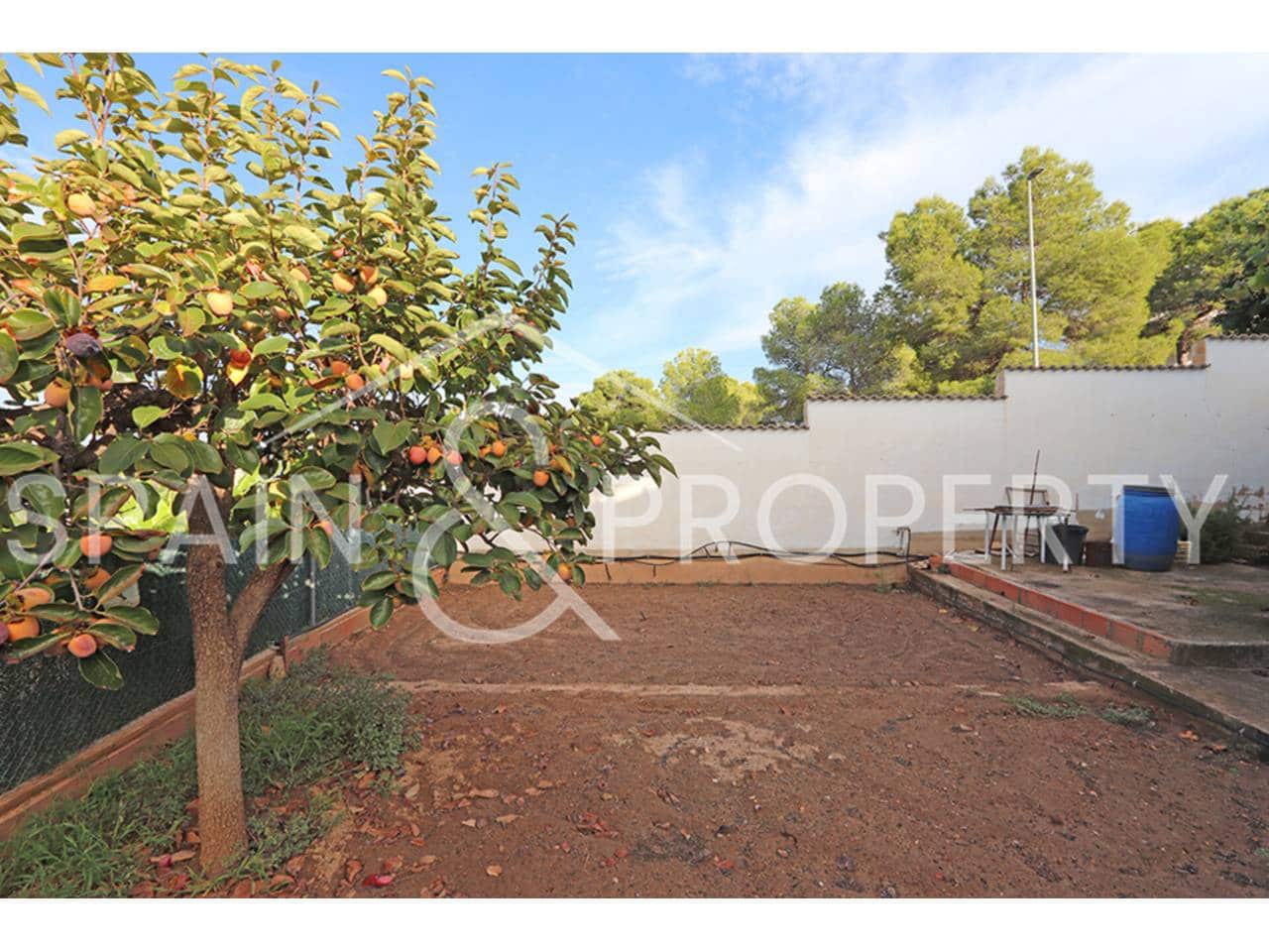 6 soveværelse Villa til salg i Montroy med swimmingpool garage - € 319.000 (Ref: 9293930)