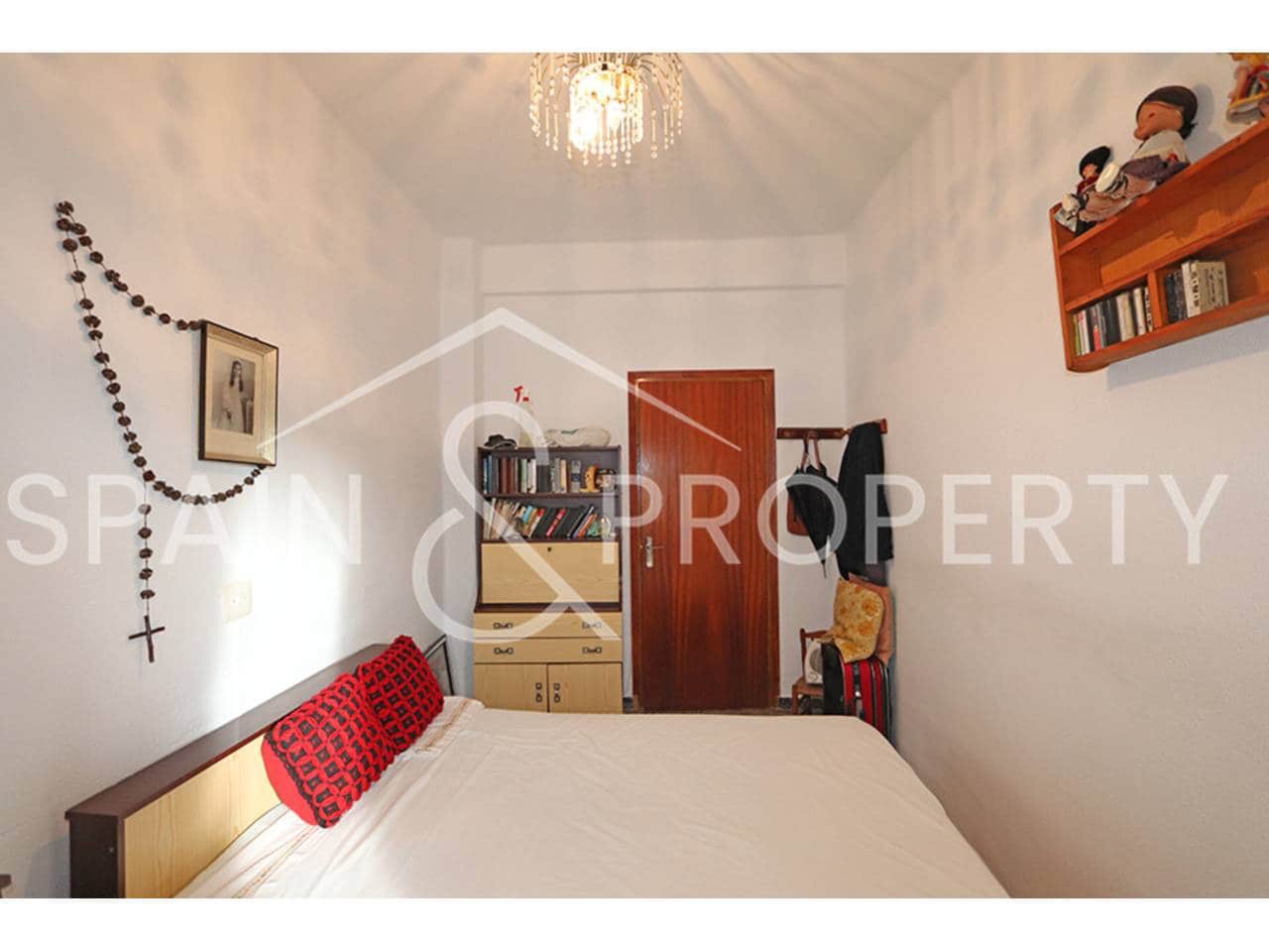 5 Zimmer Haus zu verkaufen in Real mit Garage - 180.000 € (Ref: 9330217)