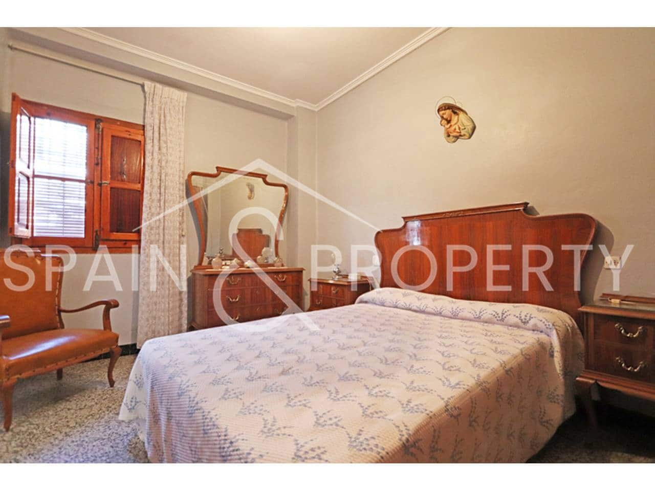 5 Zimmer Haus zu verkaufen in Real mit Garage - 180.000 € (Ref: 9330217)