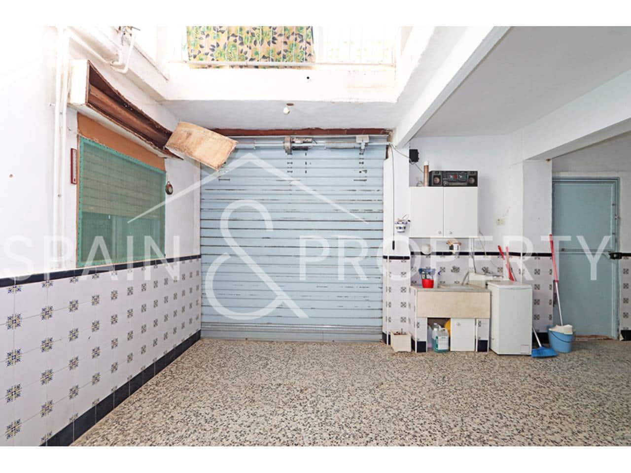 5 Zimmer Haus zu verkaufen in Real mit Garage - 180.000 € (Ref: 9330217)