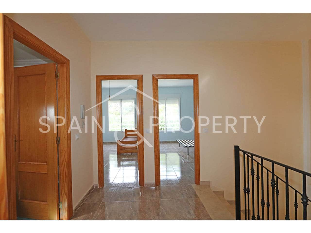 3 soverom Hus til salgs i Montroy med garasje - € 238 000 (Ref: 9340801)