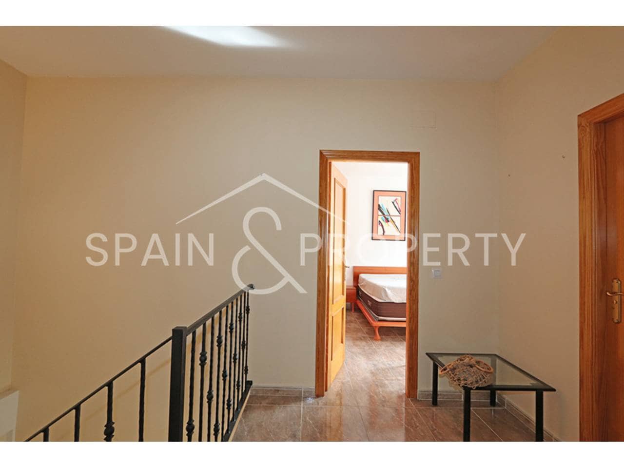 3 soverom Hus til salgs i Montroy med garasje - € 238 000 (Ref: 9340801)