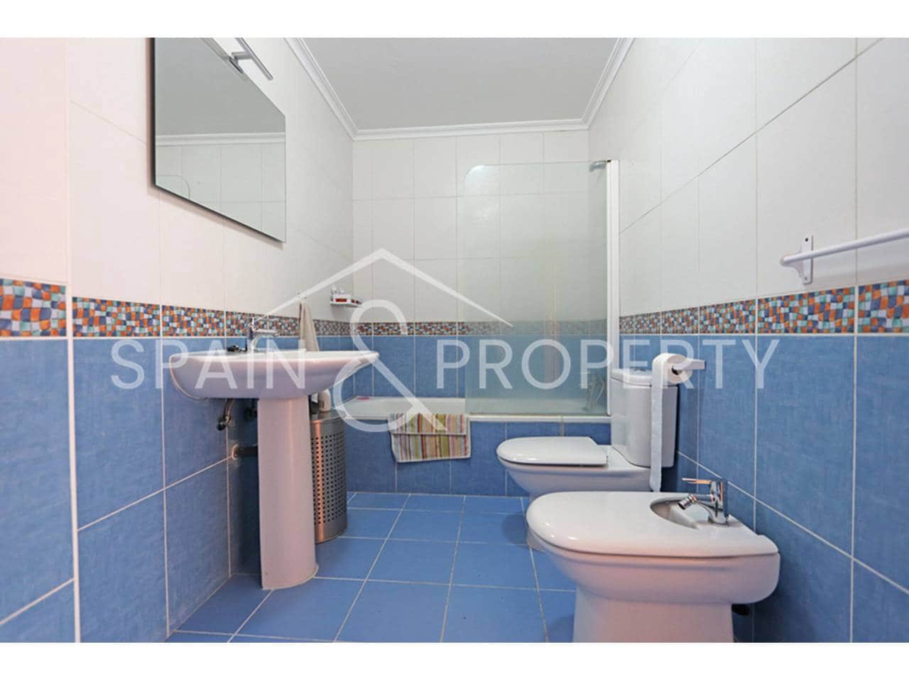 3 soverom Hus til salgs i Montroy med garasje - € 238 000 (Ref: 9340801)