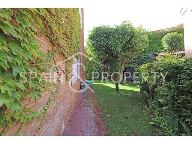 4 soveværelse Villa til salg i Calicanto, Godelleta med swimmingpool garage - € 500.000 (Ref: 9348862)