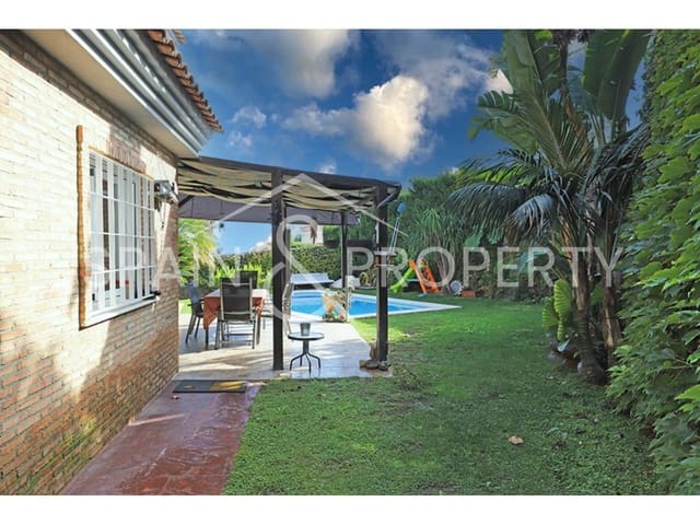 4 soveværelse Villa til salg i Calicanto, Godelleta med swimmingpool garage - € 500.000 (Ref: 9348862)