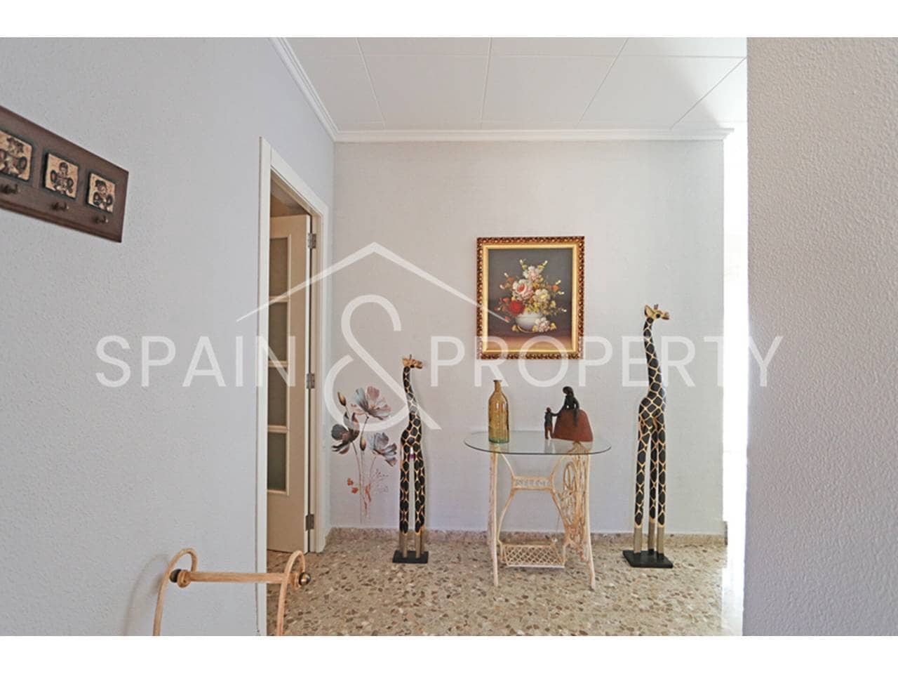 3 soveværelse Villa til salg i Montserrat med swimmingpool - € 349.000 (Ref: 9352975)