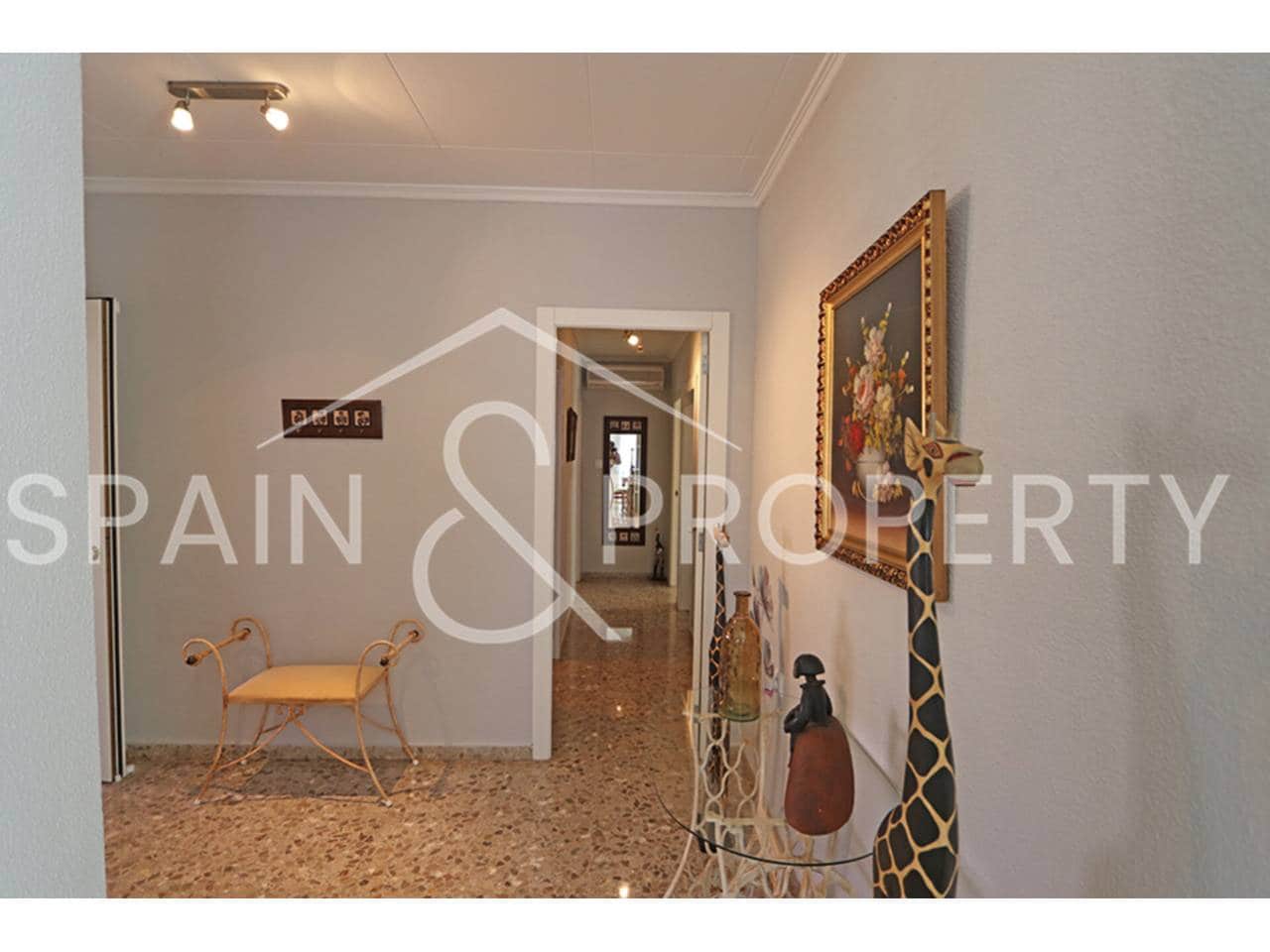 3 soveværelse Villa til salg i Montserrat med swimmingpool - € 349.000 (Ref: 9352975)