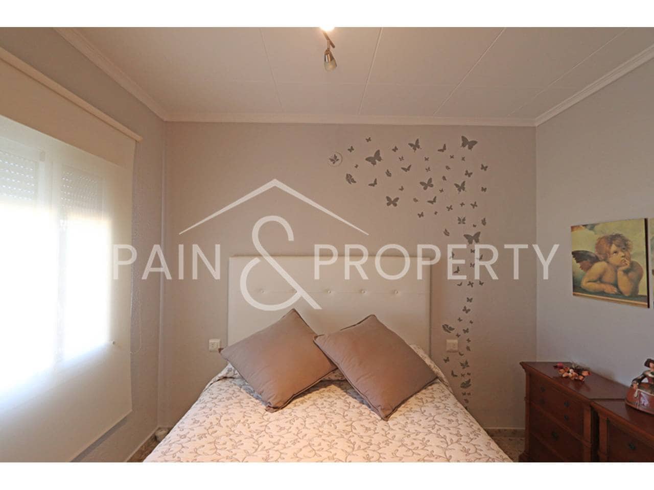 3 soveværelse Villa til salg i Montserrat med swimmingpool - € 349.000 (Ref: 9352975)