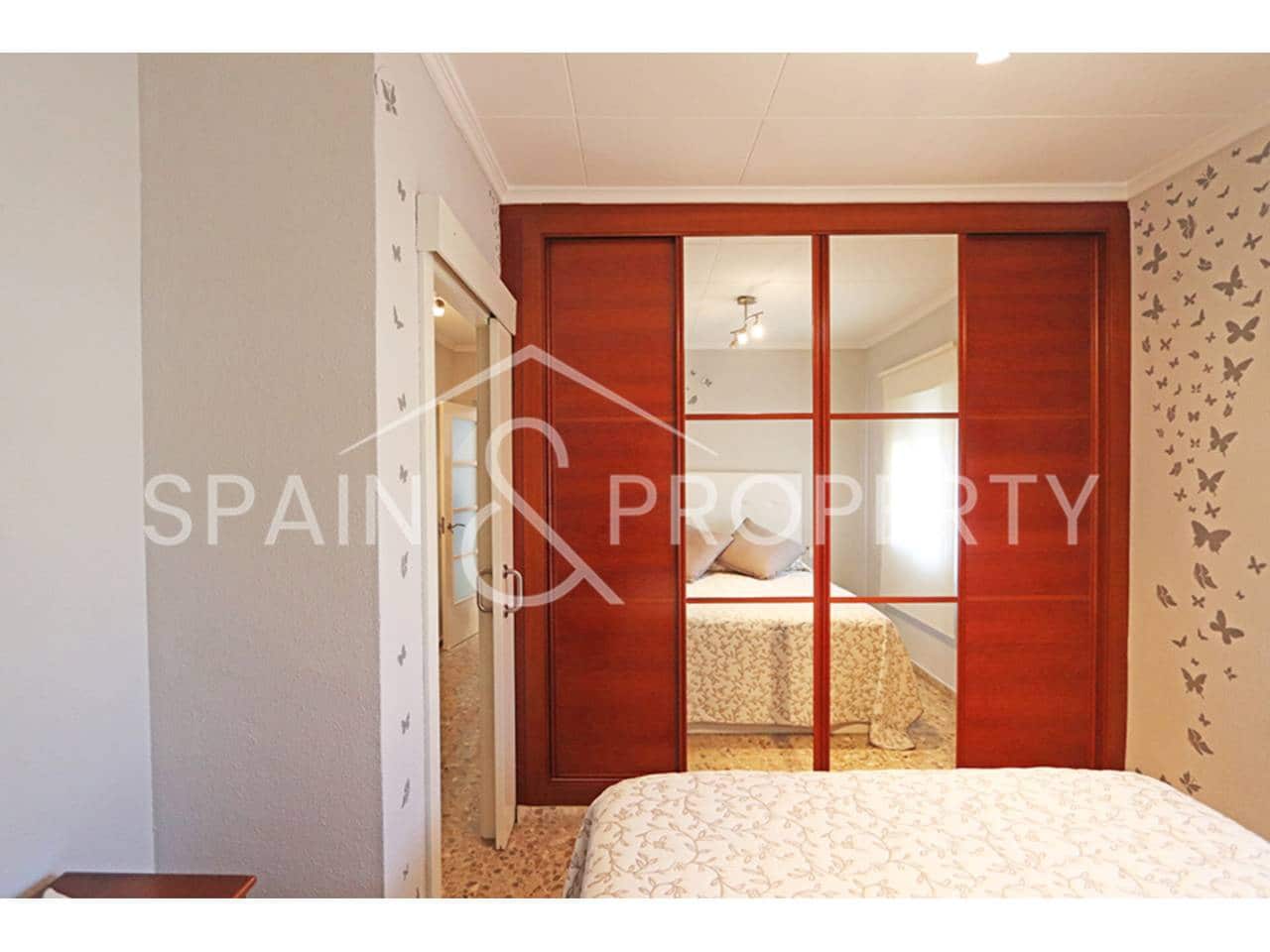 3 soveværelse Villa til salg i Montserrat med swimmingpool - € 349.000 (Ref: 9352975)