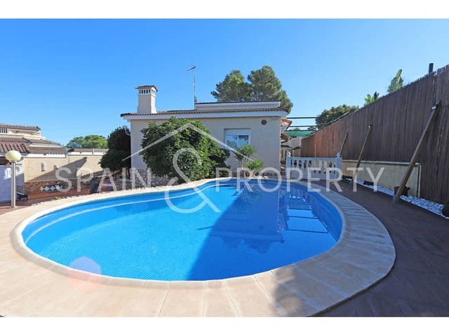 3 soveværelse Villa til salg i Montserrat med swimmingpool - € 349.000 (Ref: 9352975)