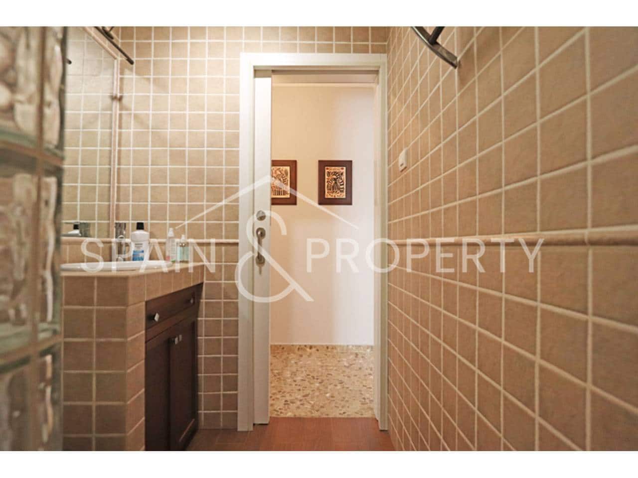 3 soveværelse Villa til salg i Montserrat med swimmingpool - € 349.000 (Ref: 9352975)