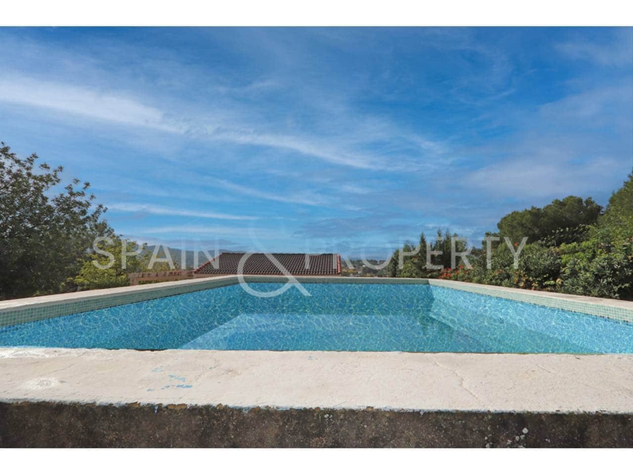 3 soverom Villa til salgs i Montserrat med svømmebasseng - € 130 000 (Ref: 9352976)