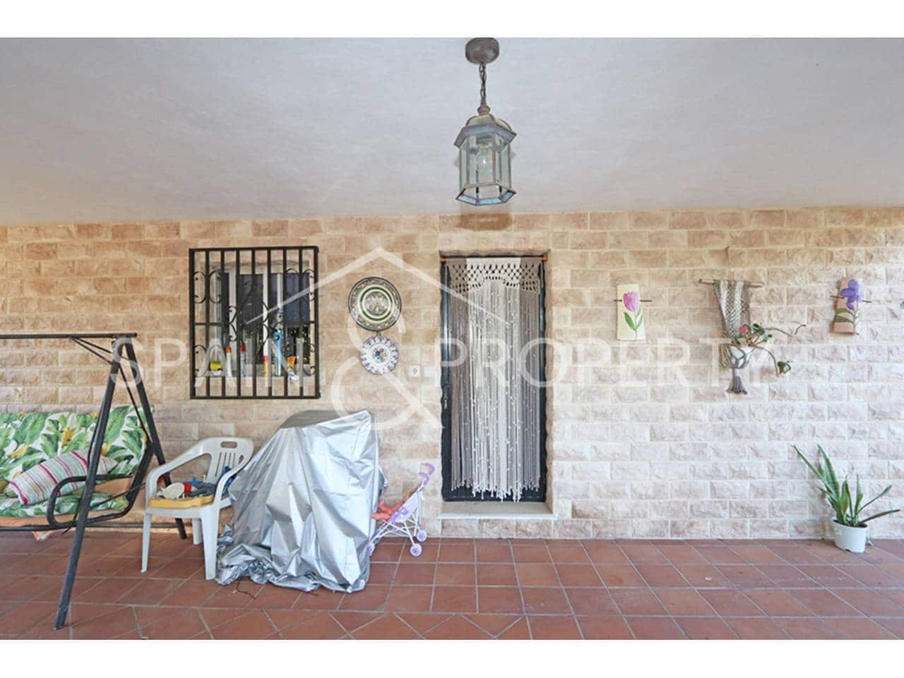 5 soverom Villa til salgs i Turis med svømmebasseng - € 339 000 (Ref: 9355451)