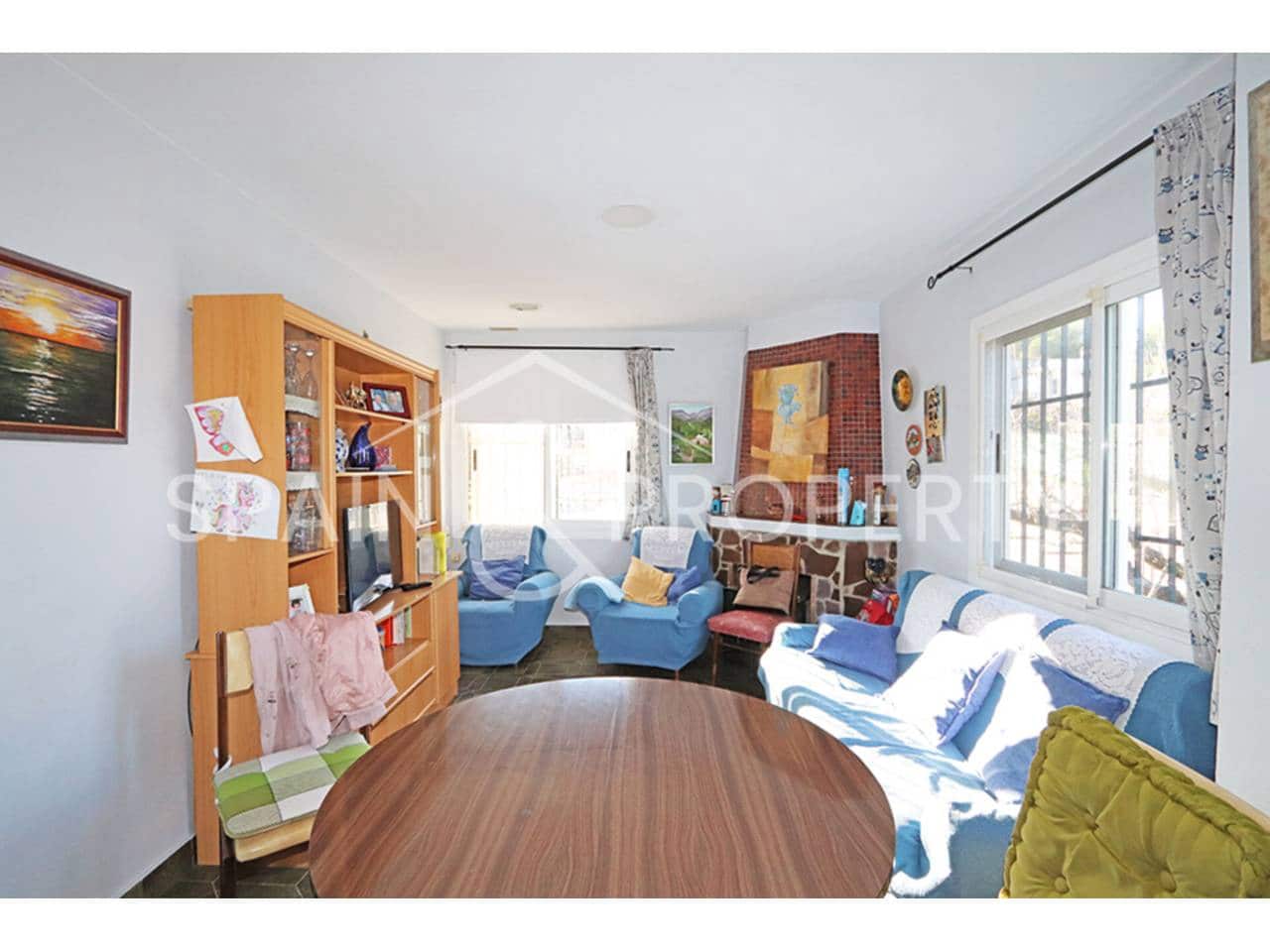 5 soverom Villa til salgs i Turis med svømmebasseng - € 339 000 (Ref: 9355451)