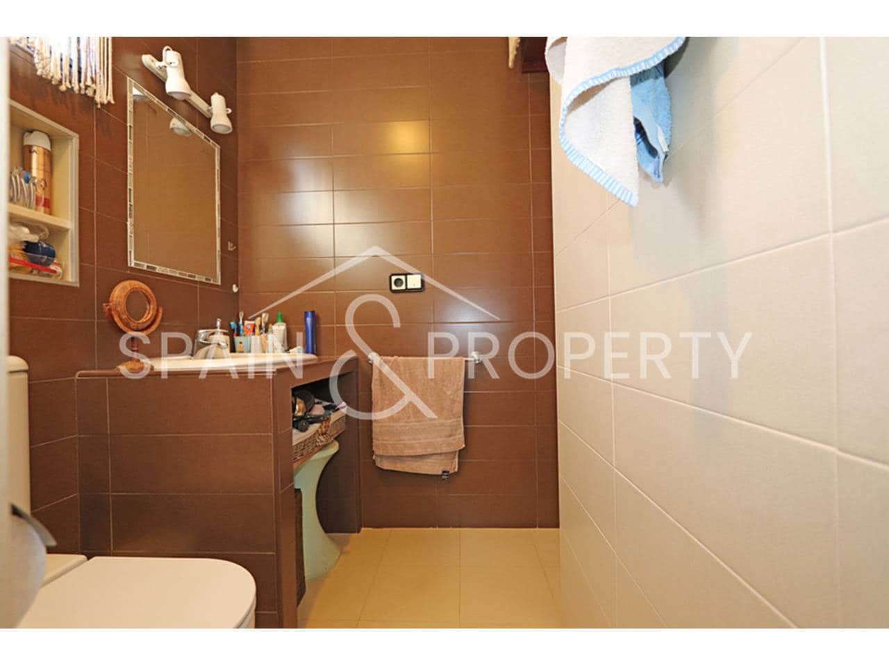 5 soverom Villa til salgs i Turis med svømmebasseng - € 339 000 (Ref: 9355451)