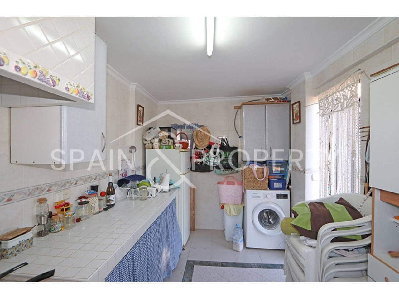 5 soverom Villa til salgs i Turis med svømmebasseng - € 339 000 (Ref: 9355451)