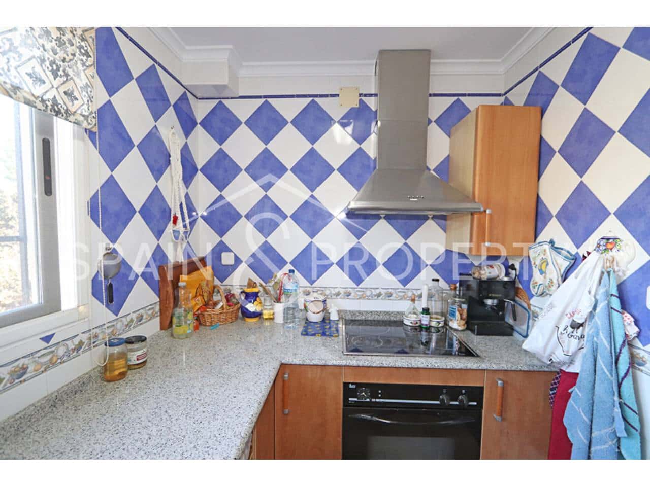 5 soverom Villa til salgs i Turis med svømmebasseng - € 339 000 (Ref: 9355451)