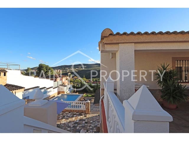 5 quarto Moradia para venda em Loriguilla com piscina - 395 000 € (Ref: 9395782)