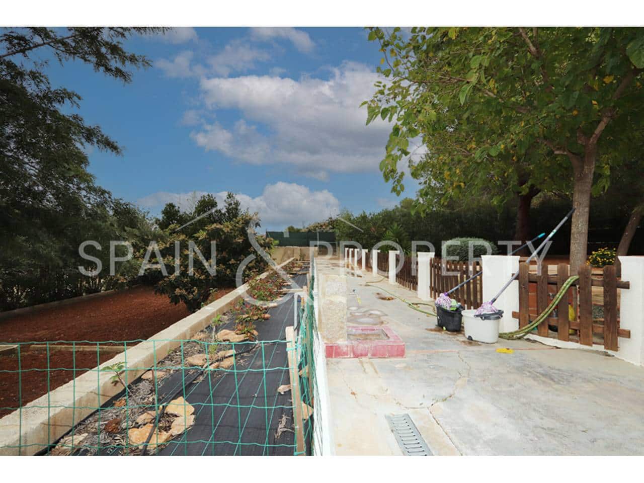 3 camera da letto Villa in vendita in Real con piscina - 210.000 € (Rif: 9395783)