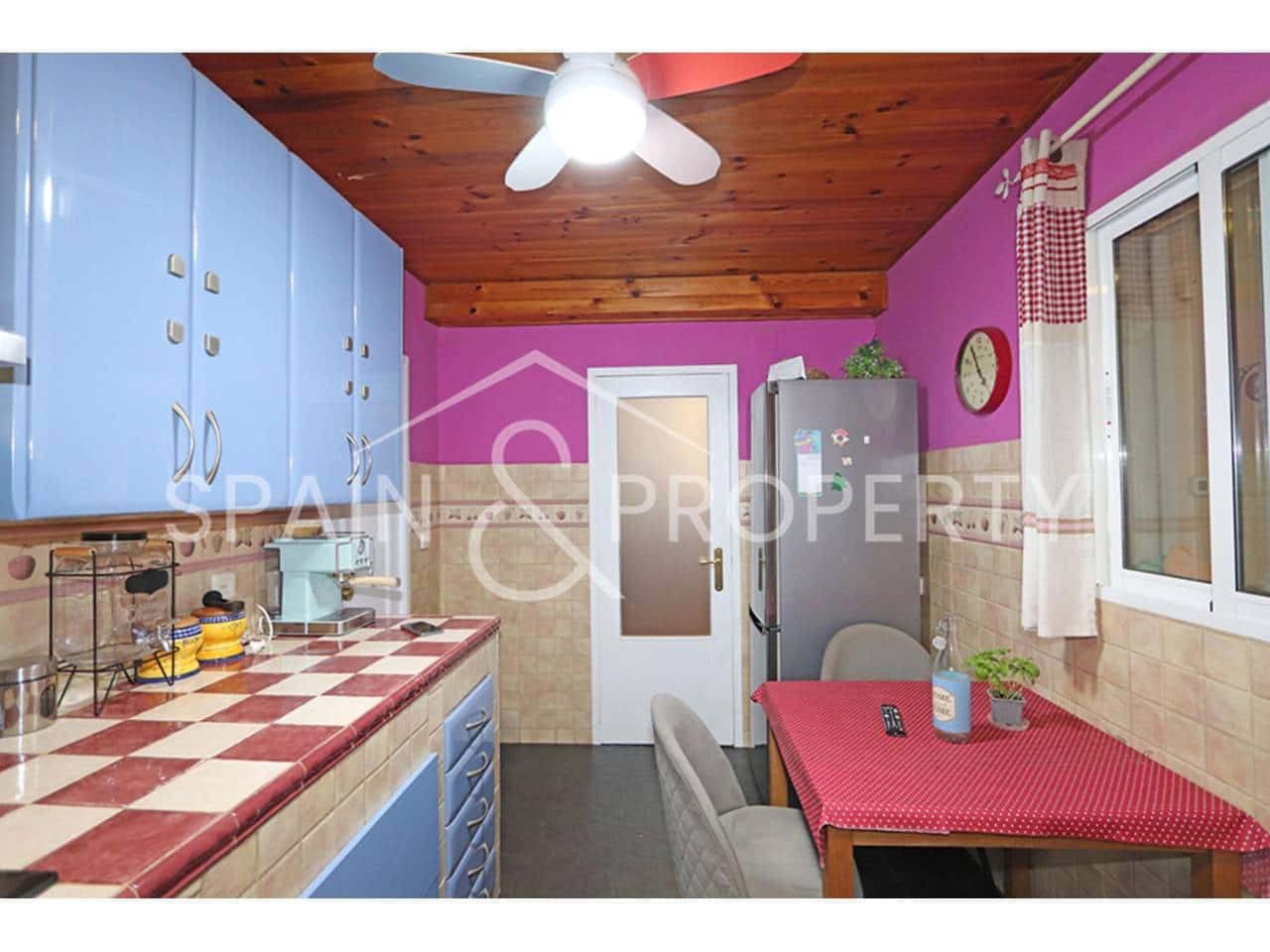 3 camera da letto Villa in vendita in Real con piscina - 210.000 € (Rif: 9395783)