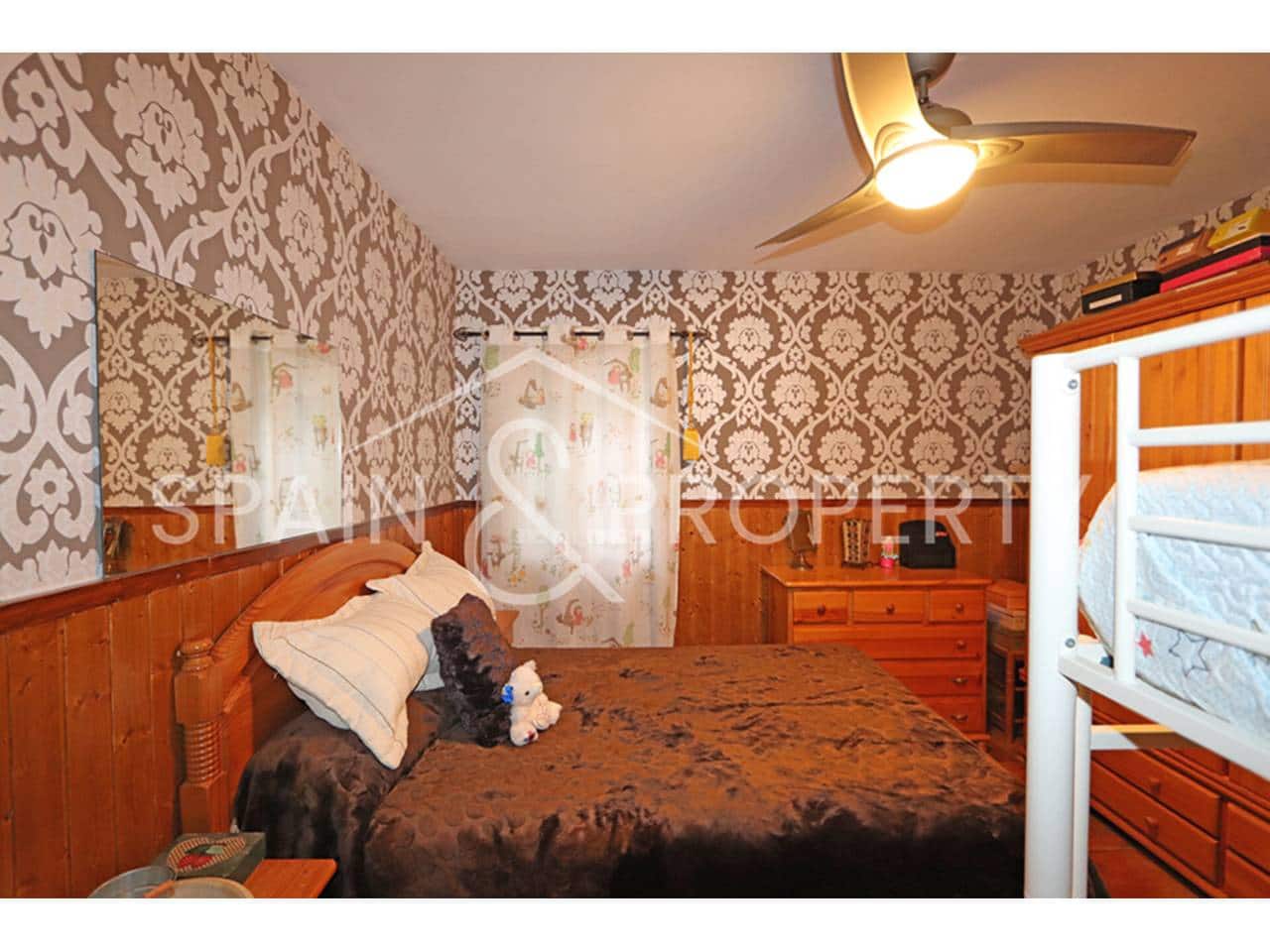 3 camera da letto Villa in vendita in Real con piscina - 210.000 € (Rif: 9395783)