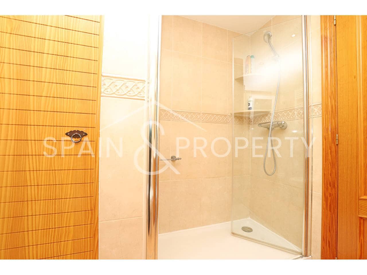 4 soveværelse Villa til salg i Montserrat med swimmingpool - € 280.000 (Ref: 9402991)