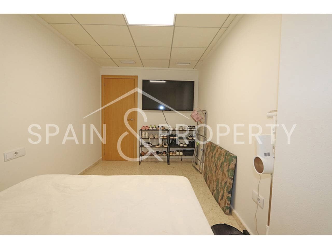 3 slaapkamer Penthouse te koop in Montroy met garage - € 215.000 (Ref: 9405933)