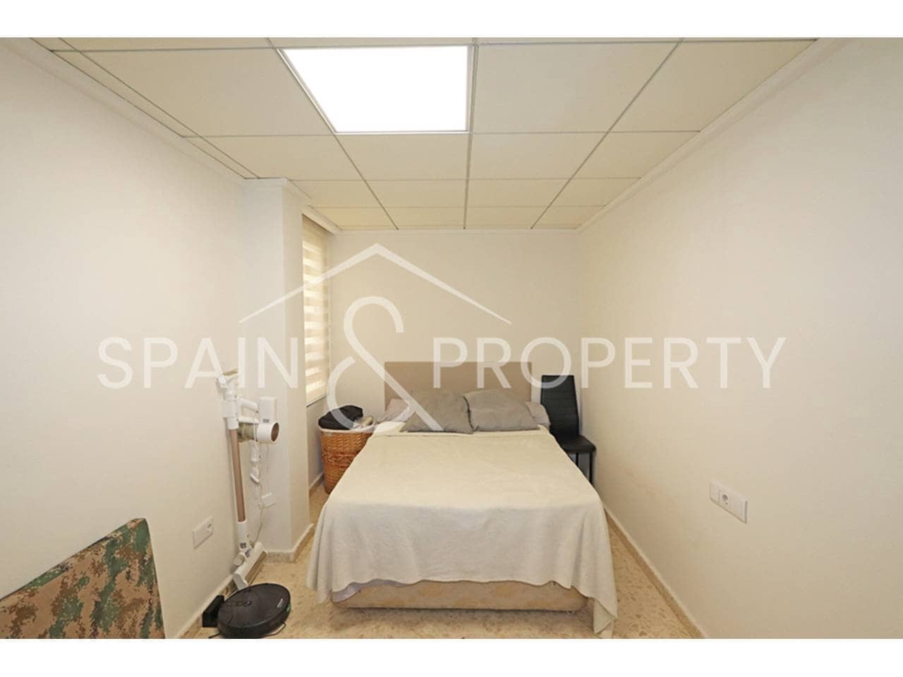 3 slaapkamer Penthouse te koop in Montroy met garage - € 215.000 (Ref: 9405933)