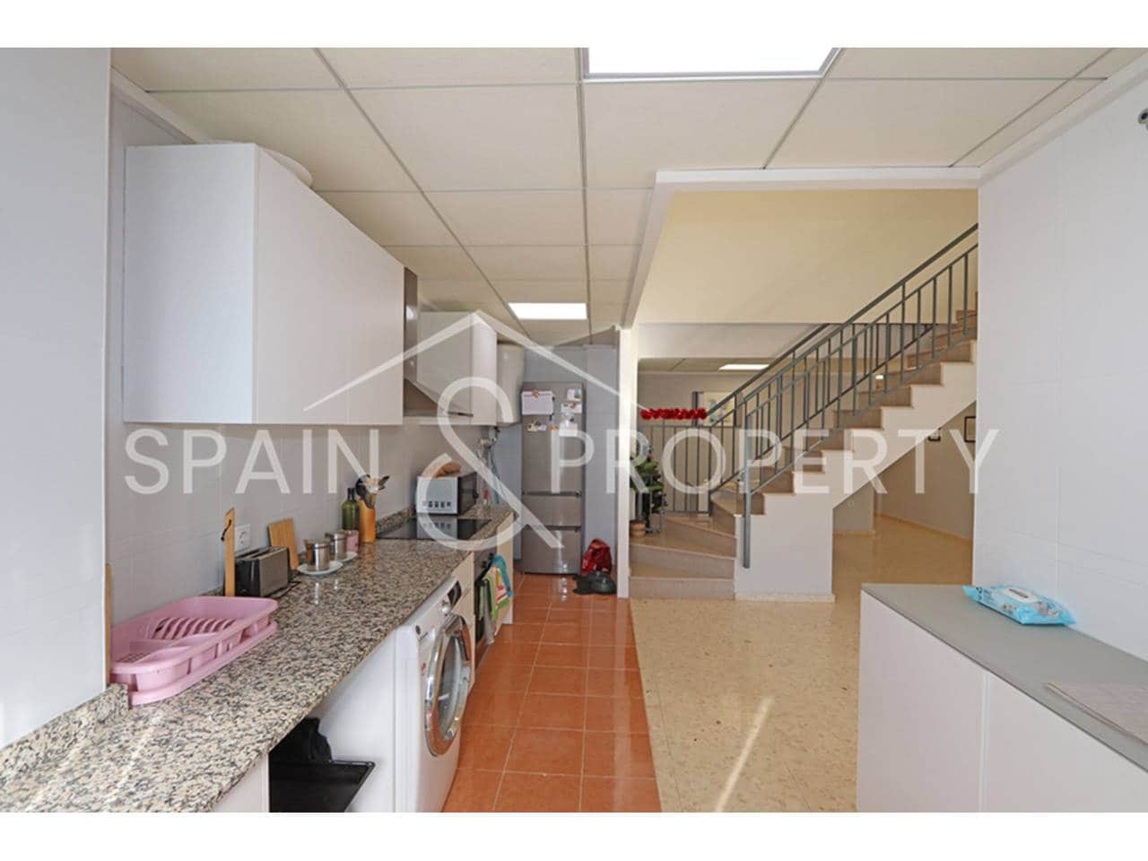 3 slaapkamer Penthouse te koop in Montroy met garage - € 215.000 (Ref: 9405933)