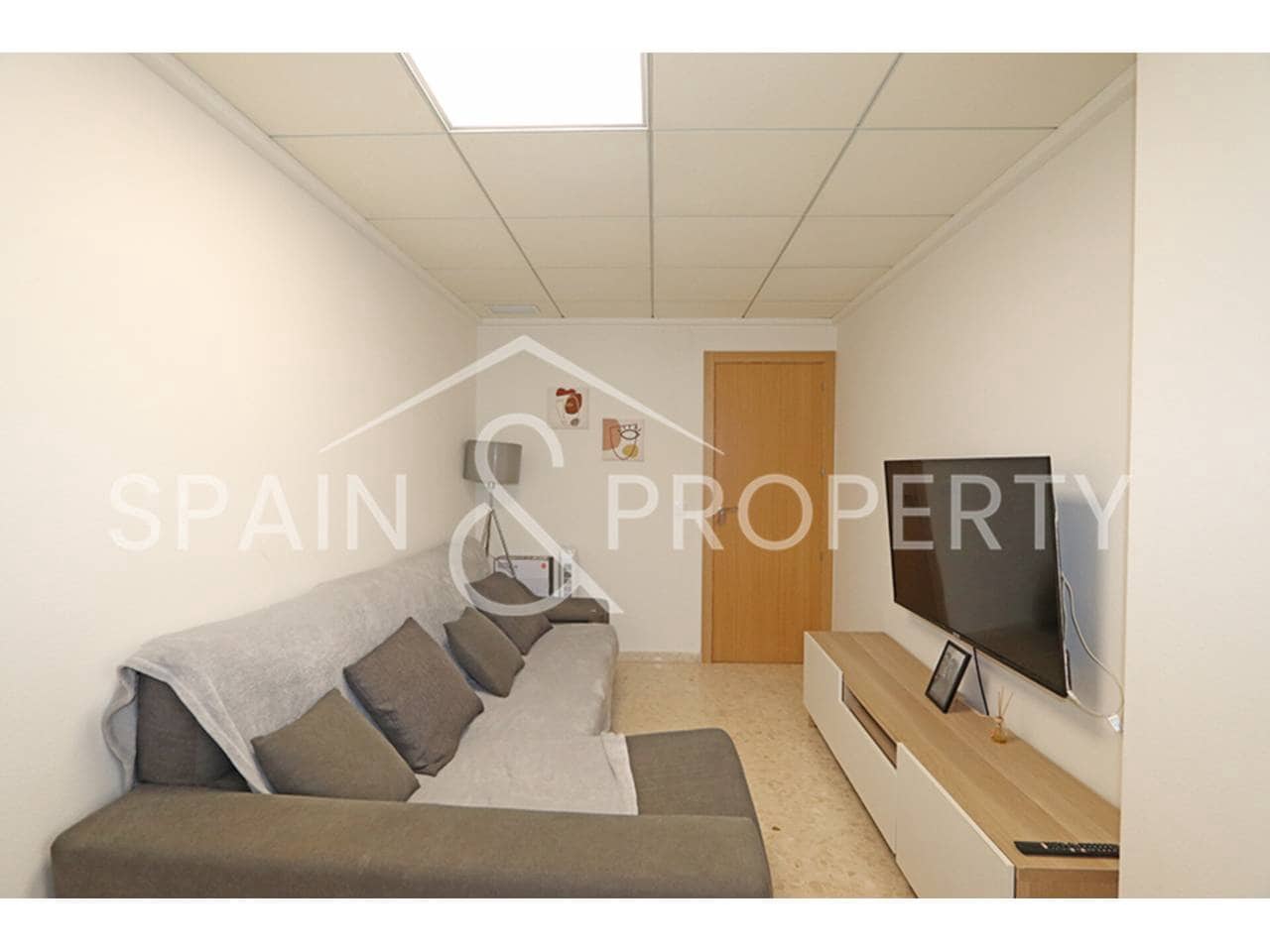 3 slaapkamer Penthouse te koop in Montroy met garage - € 215.000 (Ref: 9405933)