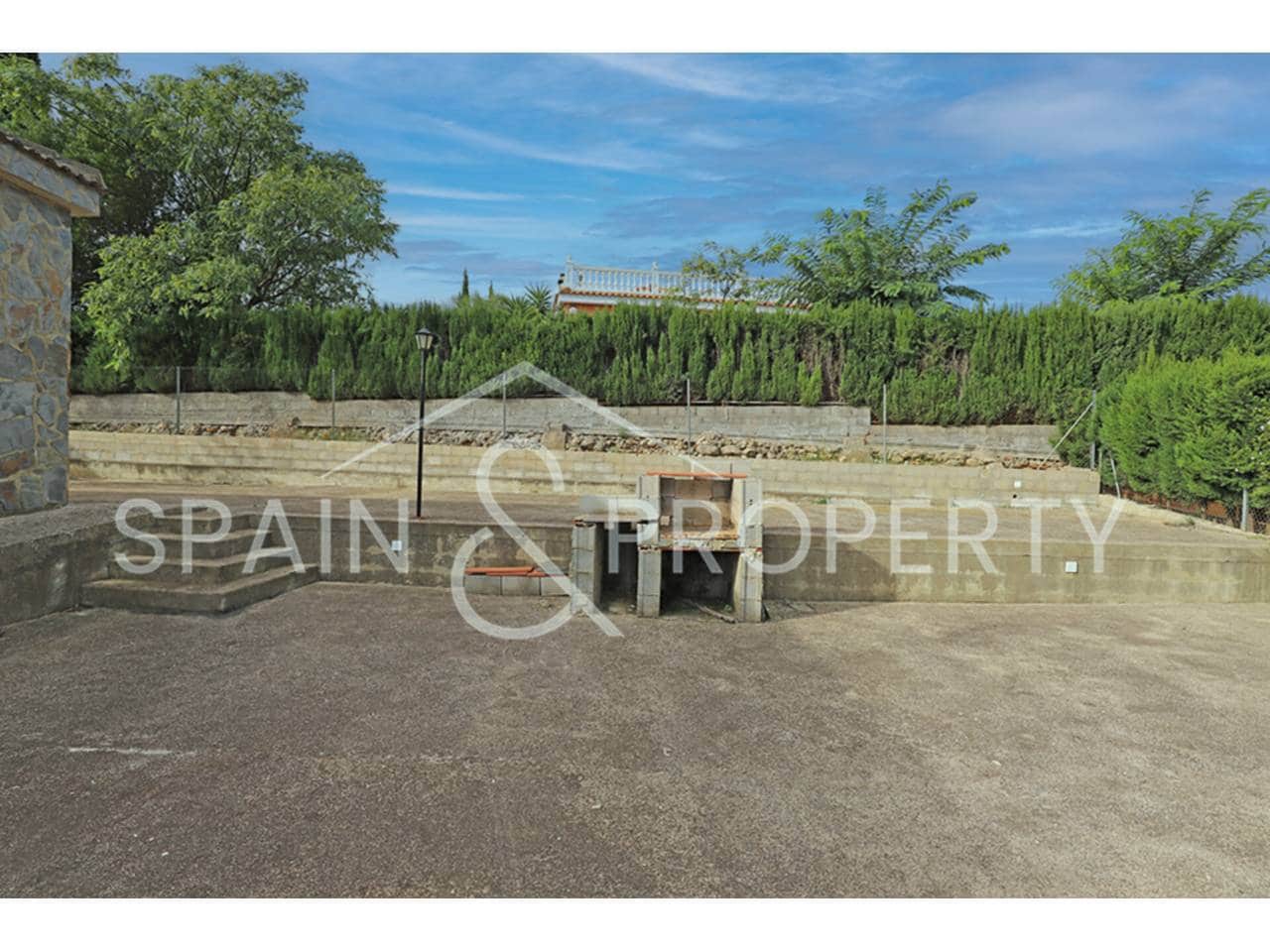 3 soveværelse Villa til salg i Montroy med swimmingpool - € 220.000 (Ref: 9405934)